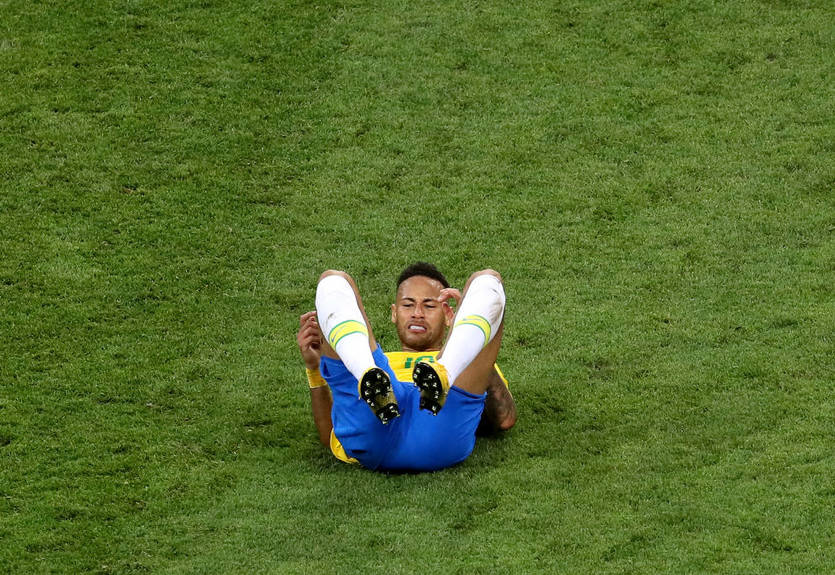 Португальская скорая помощь потроллила Неймара Португальская скорая помощь потроллила Неймара