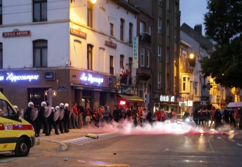 Бельгийцы устроили беспорядки в Брюсселе после вылета с ЧМ-2018 Бельгийцы устроили беспорядки в Брюсселе после вылета с ЧМ-2018