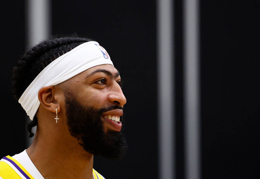 "Свободність... Є таке слово?": Девіс пишається здобутими знаннями в університеті