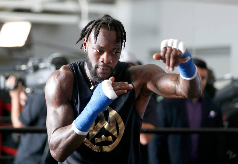 Тренер Уайлдера: Деонтей - единственный, кто способен нокаутировать Усика