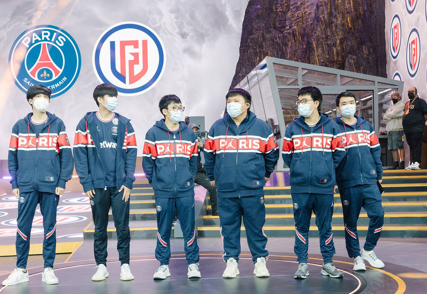 Valve оштрафувала PSG.LGD за конфуз із тестом на коронавірус співробітника клубу