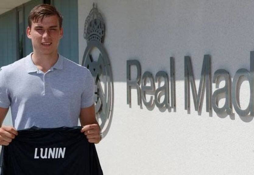 Лунин прошел предсезонный медосмотр в Реале