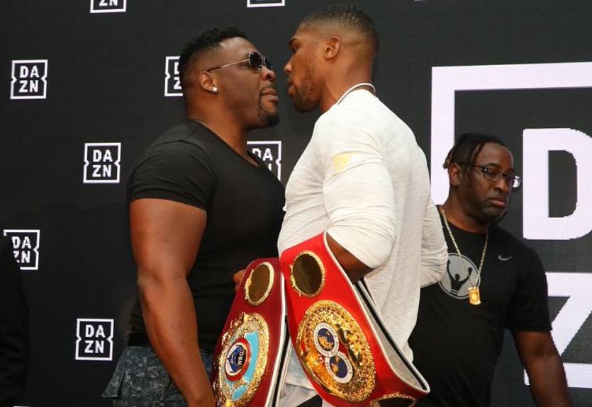 Закрой свой рот: как Джошуа усмирял нежданного гостя на пресс-конференции с Поветкиным