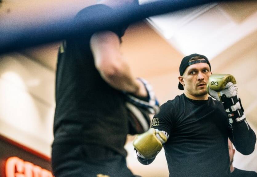 Усик: Бой с Гассиевым – это как финал Лиги чемпионов, только по боксу Усик: Бой с Гассиевым – это как финал Лиги чемпионов, только по боксу