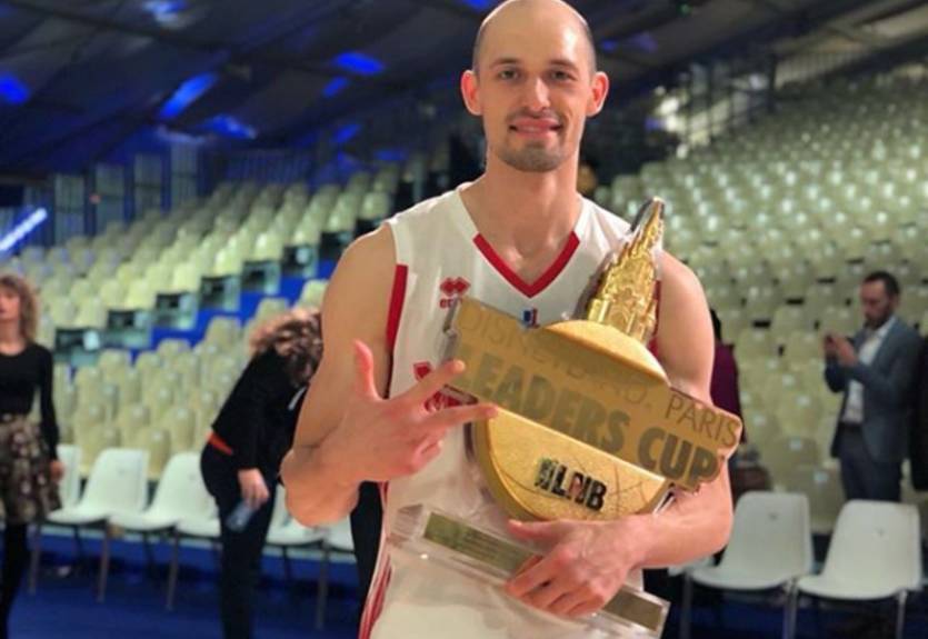 Украинский защитник покинул Монако