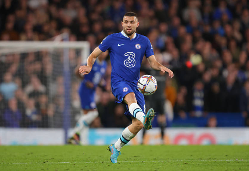 Для фанатов ничего не жалко: Ковачич покинул поле после матча с МЮ в одних трусах