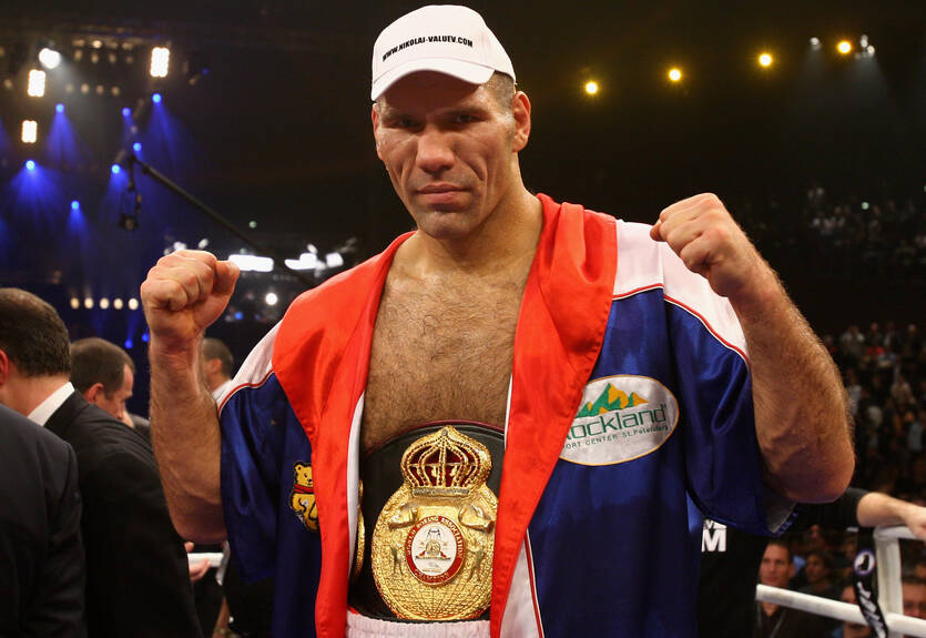 Валуев: Усик не дал Гассиеву реализовать свои сильные стороны