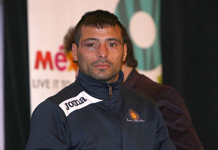 Последний соперник Пакьяо завершил карьеру