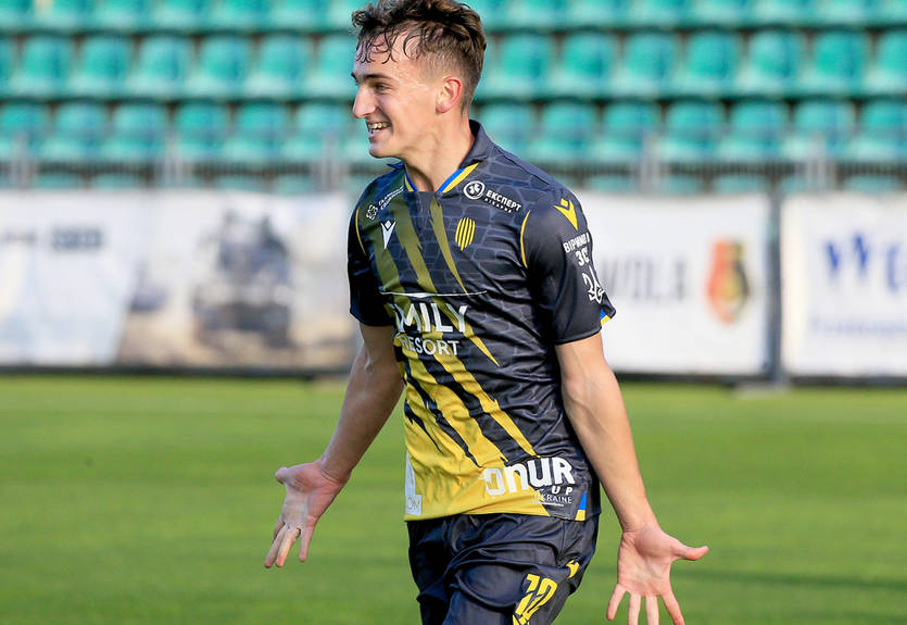 Хавбек Руху U-19 - про прохід до наступної стадії юнацької Ліги чемпіонів: Ми творимо історію клубу Хавбек Руху U-19 - про прохід до наступної стадії юнацької Ліги чемпіонів: Ми творимо історію клубу