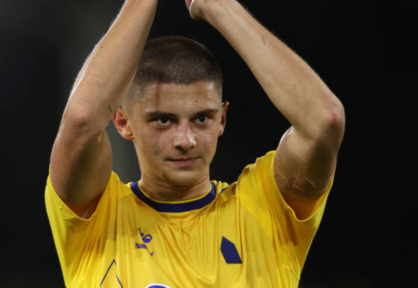 Миколенко - в основі на матч із Лестером