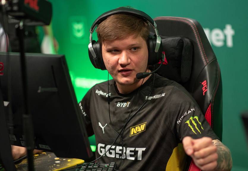 S1mple провів матч проти Vitality, обгорнутим у прапор України