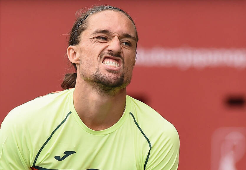 Долгополов перенес операцию и сказал, когда вернется на корт