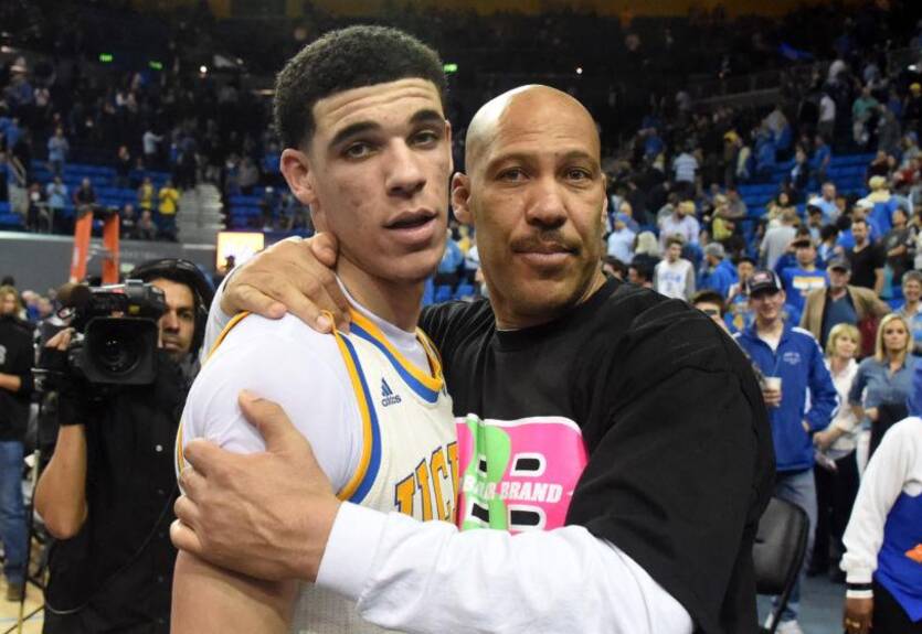 Отец Болла: Лейкерс – команда Лонзо, а не ЛеБрона