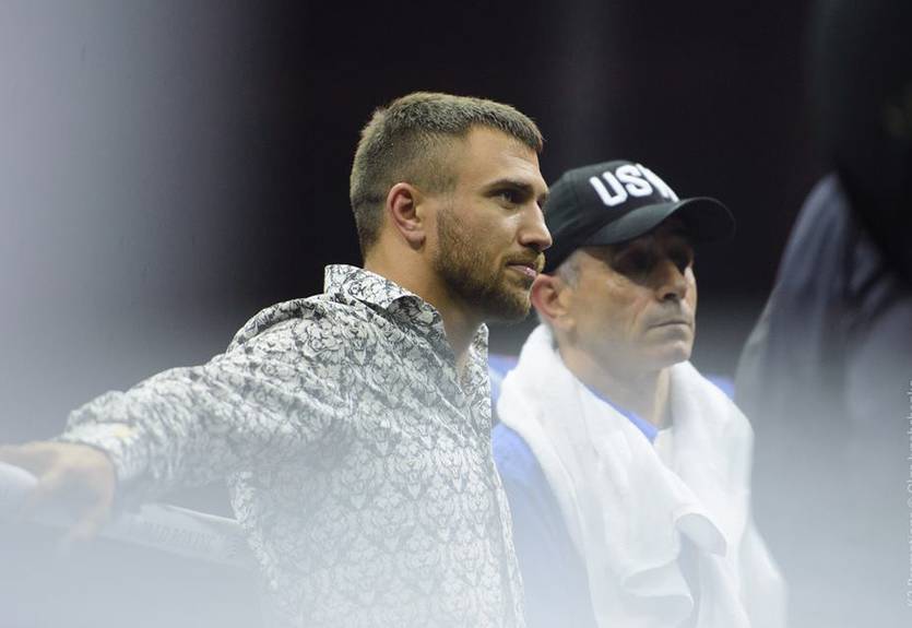 WBN: Ломаченко – лучший боксер в легком весе, Усик – в тяжелом