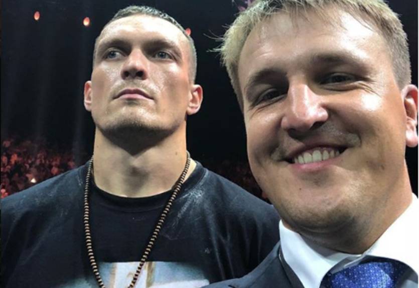 Промоутеры Усика и Беллью провели личную встречу