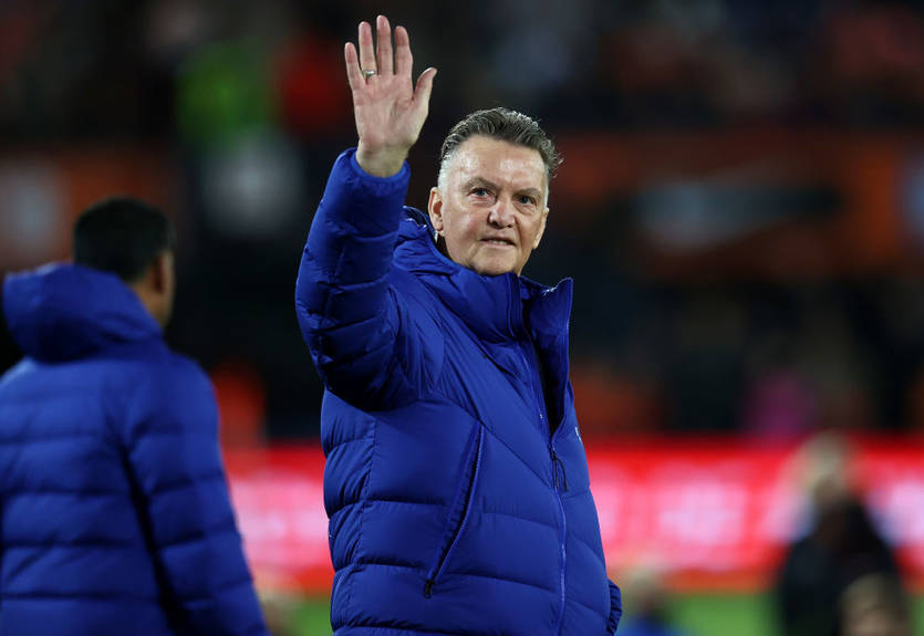 Ван Гал поддержал фанатов, которые бойкотируют ЧМ-2022