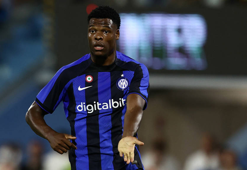 Арсенал намерен усилить правый фланг обороны игроком Интера