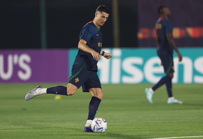 Сантуш: Роналду очень хочет проявить мастерство и сделать Португалию чемпионом мира Сантуш: Роналду очень хочет проявить мастерство и сделать Португалию чемпионом мира