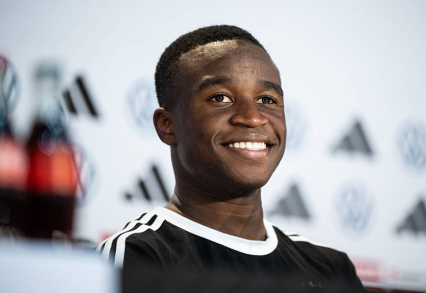 Боруссія Дортмунд хоче продовжити контракт із юною зіркою клубу