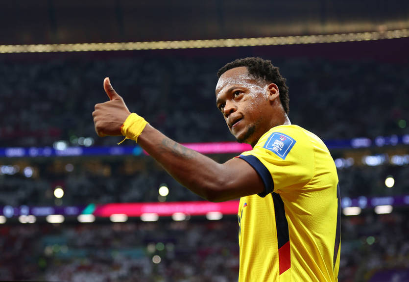 Відмінний буде чемпіонат світу: фанати пішли зі стадіону у перерві матчу Катар – Еквадор