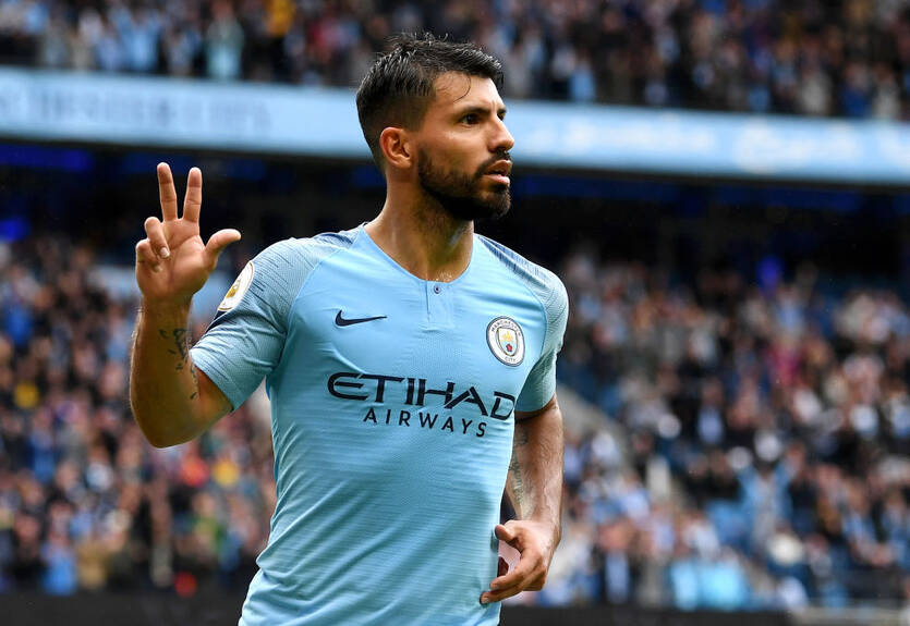 Агуэро развлекся с 18-летней подругой и чуть не понес за это наказание