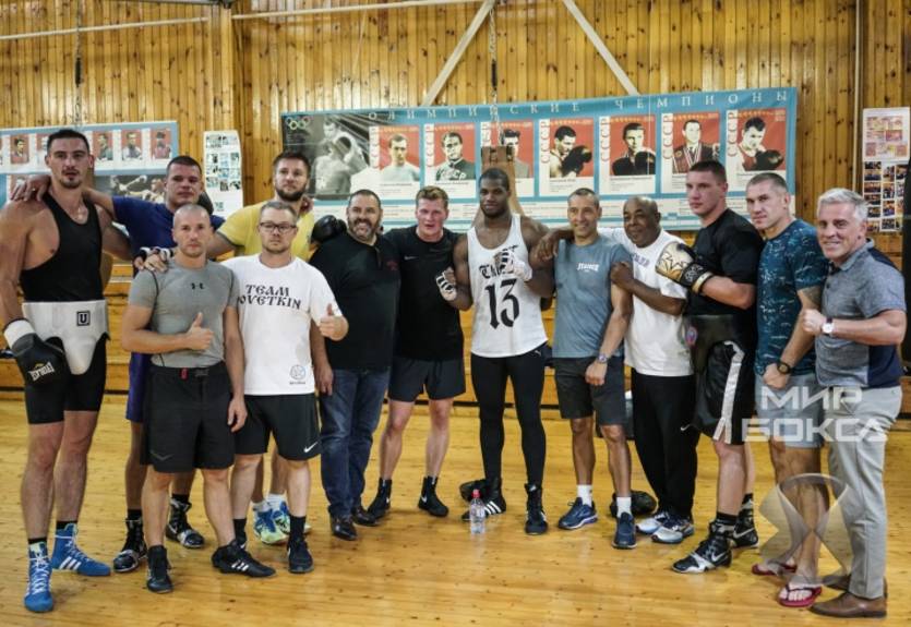 Два украинских супертяжеловеса помогают Поветкину готовиться к бою с Джошуа