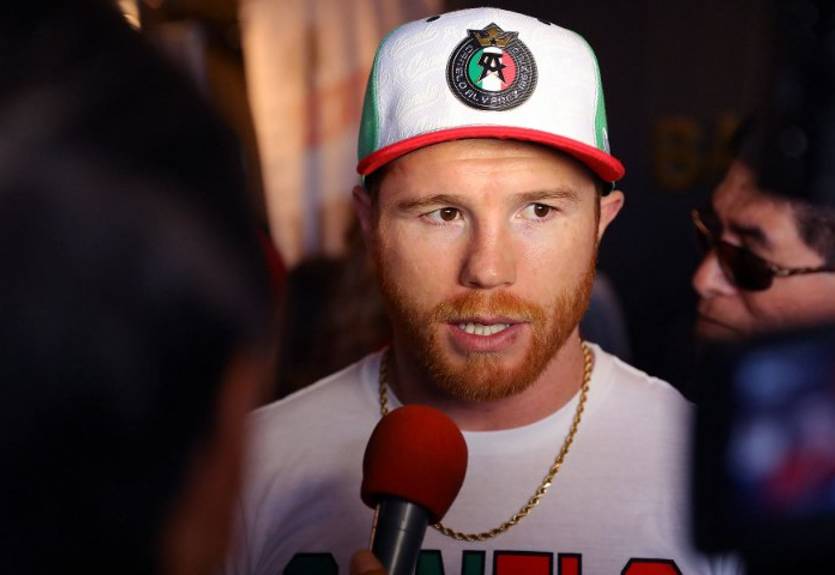 Альварес – о команде Головкина: Они все время ноют и ноют