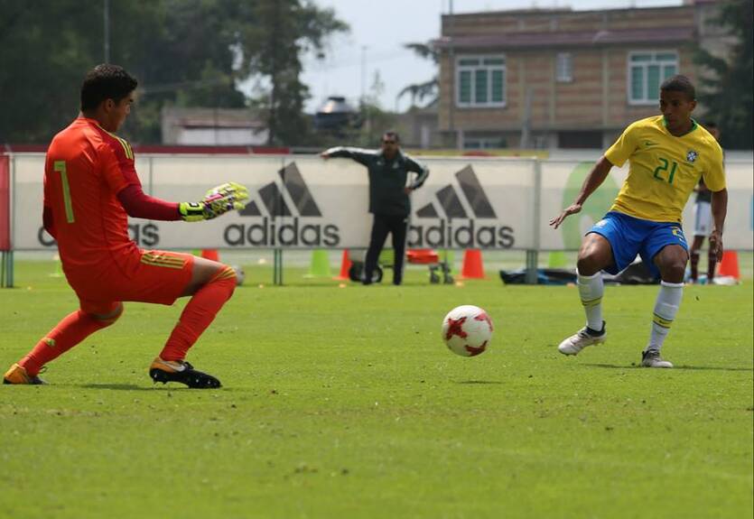 Игрок Шахтера забил победный гол в матче сборной Бразилии