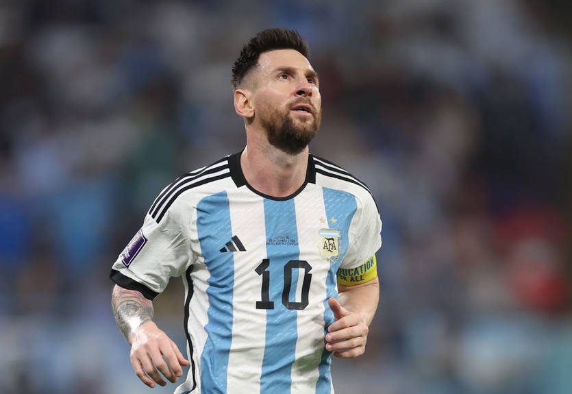 "Соперник усложнил нам жизнь": Месси оценил выход Аргентины в четвертьфинал ЧМ-2022