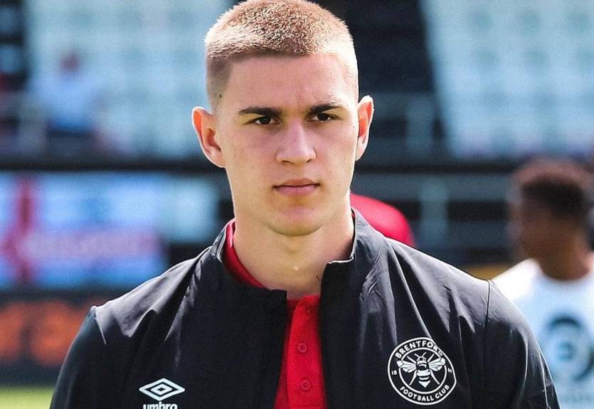 Украинец из АПЛ встретился с Усиком перед боями Беринчика и Фьюри