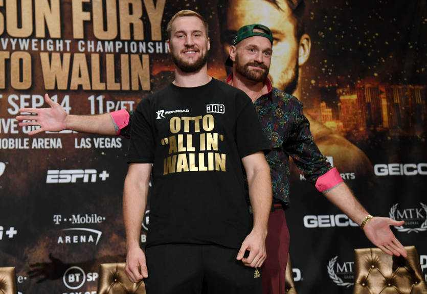 "Дуже важко": Валлін оцінив шанси Усика в бою з Ф'юрі