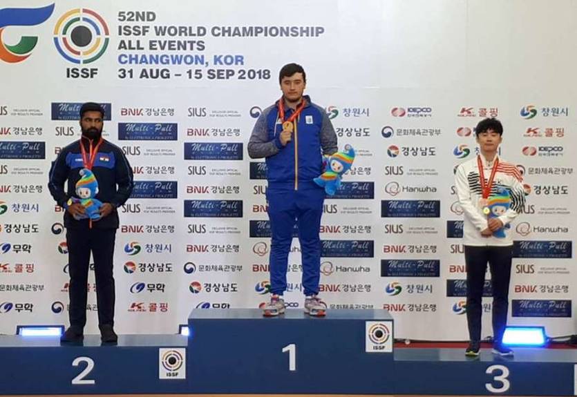 Коростылев стал чемпионом мира по стрельбе