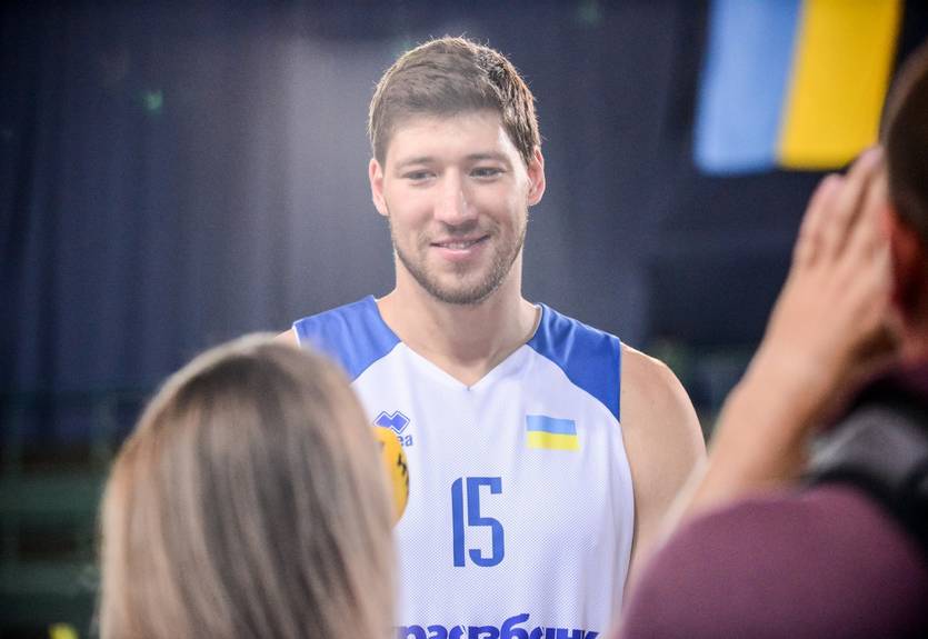 Кравцов: Сумели использовать свое преимущество под кольцом