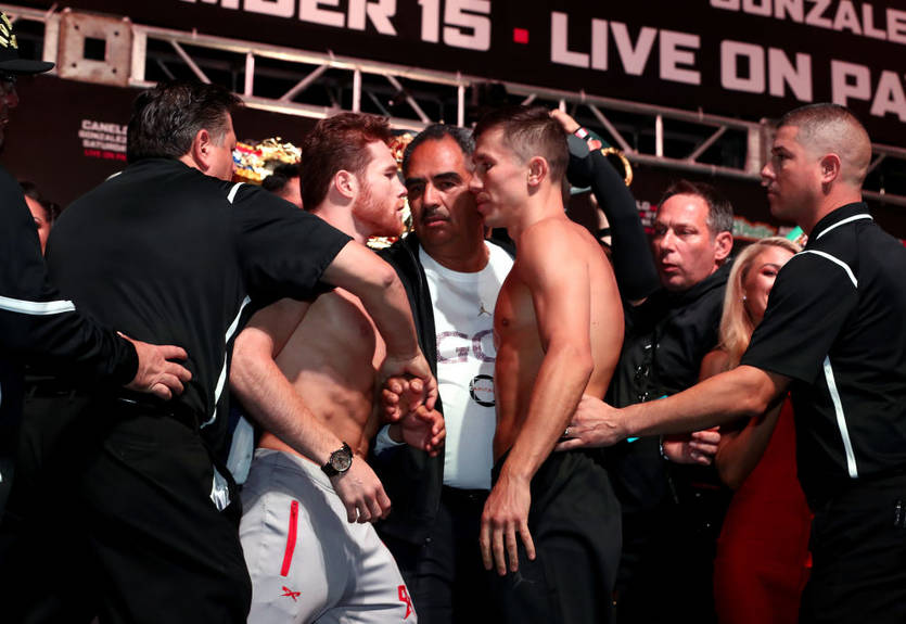 Головкин - Альварес: видео потасовки во время битвы взглядов