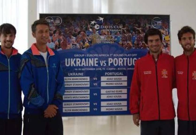 Кубок Дэвиса: Стаховский и Молчанов вывели Украину вперед в противостоянии с Португалией Кубок Дэвиса: Стаховский и Молчанов вывели Украину вперед в противостоянии с Португалией