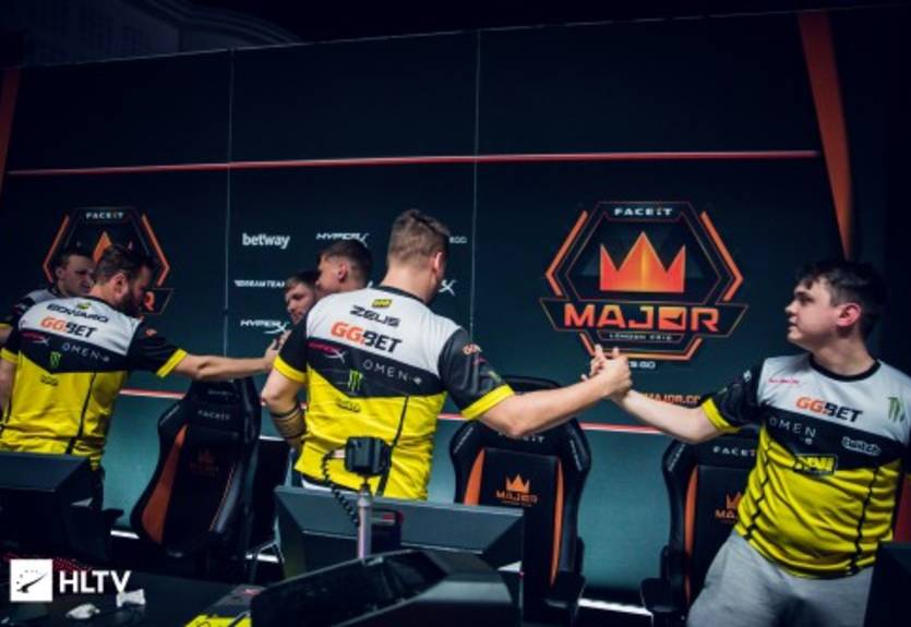 Natus Vincere вышли в плей-офф FACEIT Major London 2018 Natus Vincere вышли в плей-офф FACEIT Major London 2018