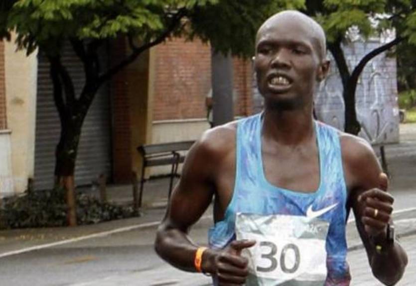 В Колумбии лидера марафона сбил автомобиль