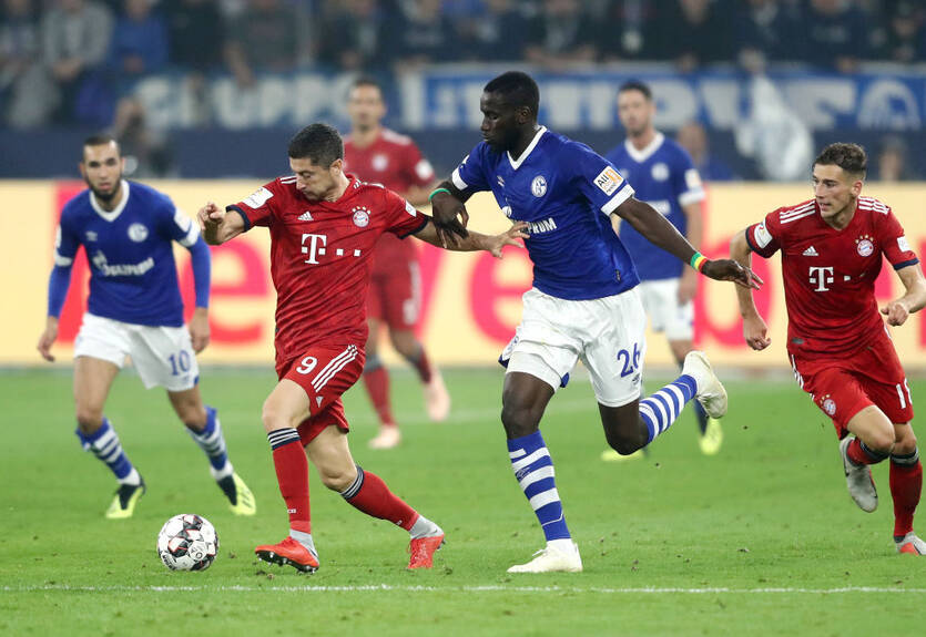 Бундеслига: Шальке без Коноплянки уступил Баварии