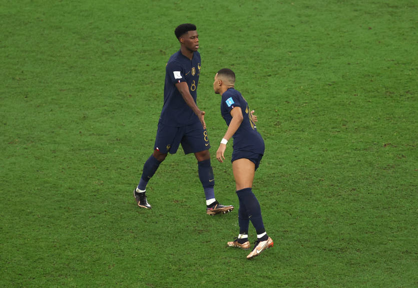 Гравці збірної Франції знову зазнали расистських образ