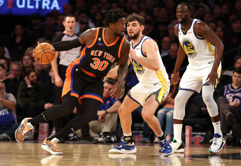 НБА: Михайлюк помог Нью-Йорку разгромить Голден Стэйт, Финикс уступил Вашингтону НБА: Михайлюк помог Нью-Йорку разгромить Голден Стэйт, Финикс уступил Вашингтону