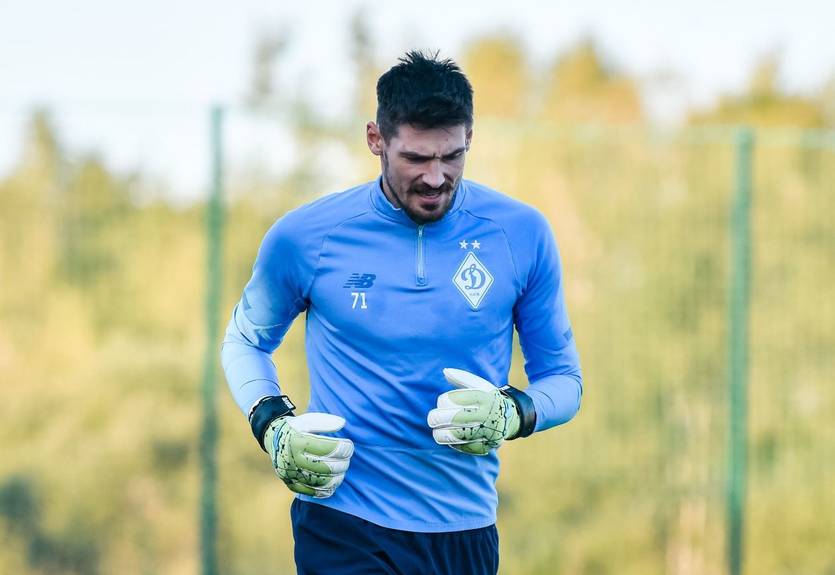 Воротар Динамо розповів про свій стан після серйозної травми Воротар Динамо розповів про свій стан після серйозної травми