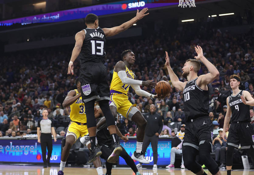 НБА: Лейкерс разгромно уступили Сакраменто, Голден Стэйт без шансов проиграл Бруклину (22.12.22) НБА: Лейкерс разгромно уступили Сакраменто, Голден Стэйт без шансов проиграл Бруклину (22.12.22)