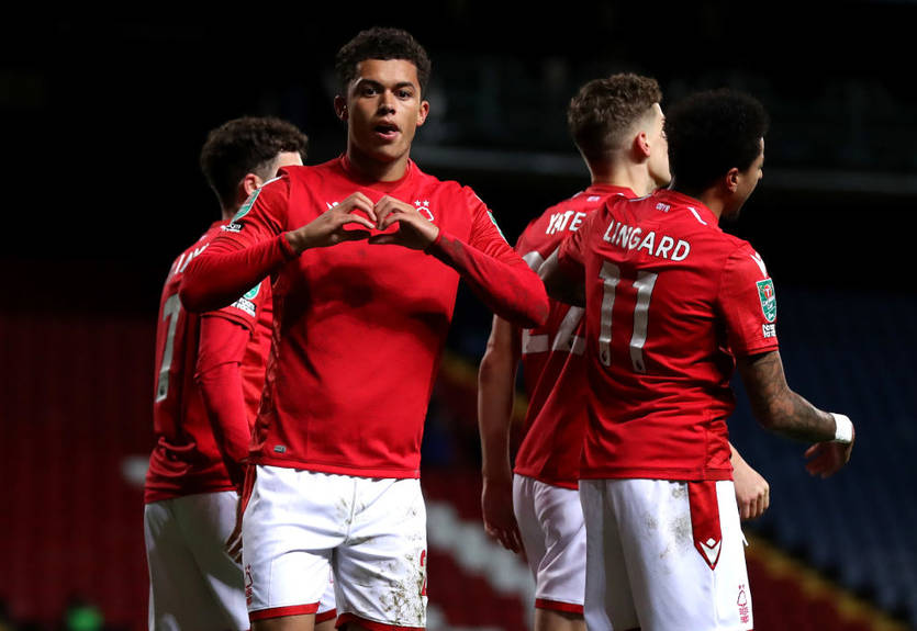 Ноттингем Форест презентовал своего нового титульного спонсора