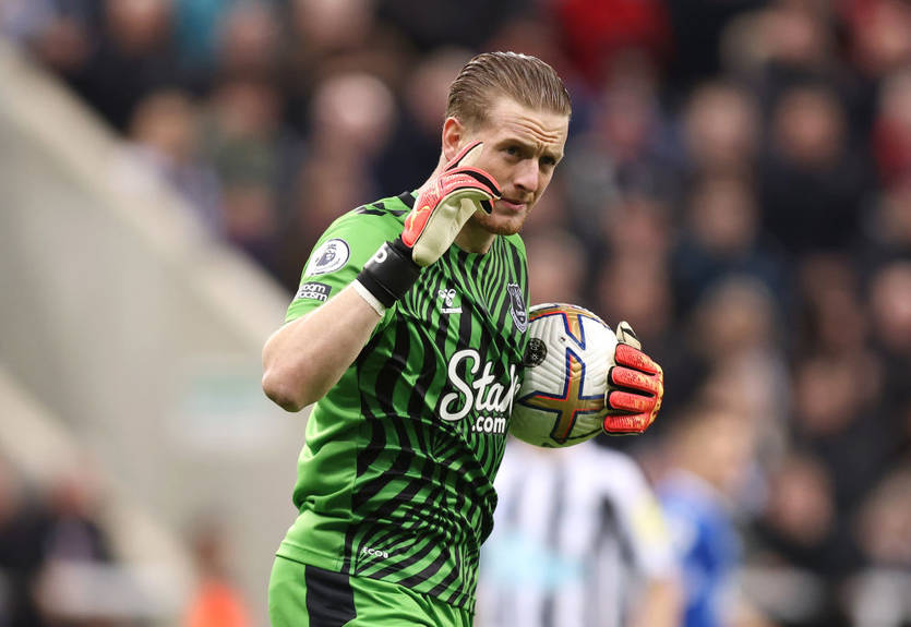 Лемпард упевнений, що Евертону вдасться утримати свого лідера Лемпард упевнений, що Евертону вдасться утримати свого лідера