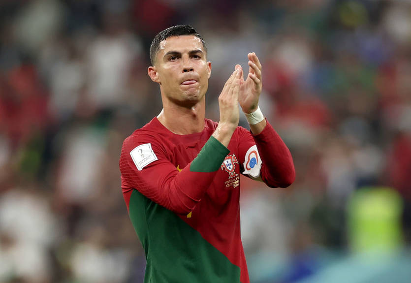 Успокаивающее средство: Карикатурист высмеял Роналду из-за перехода в клуб из Саудовской Аравии