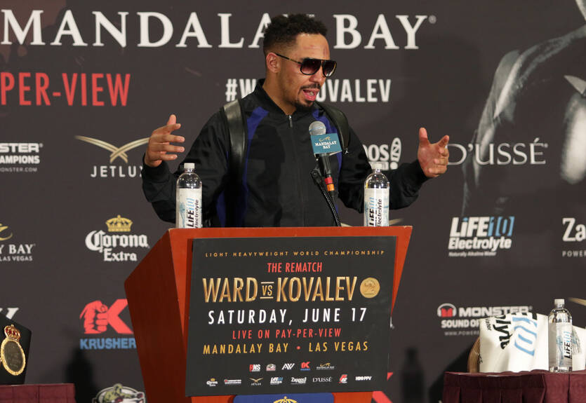 Уорд назвал лучшего боксера P4P, и это не Ломаченко