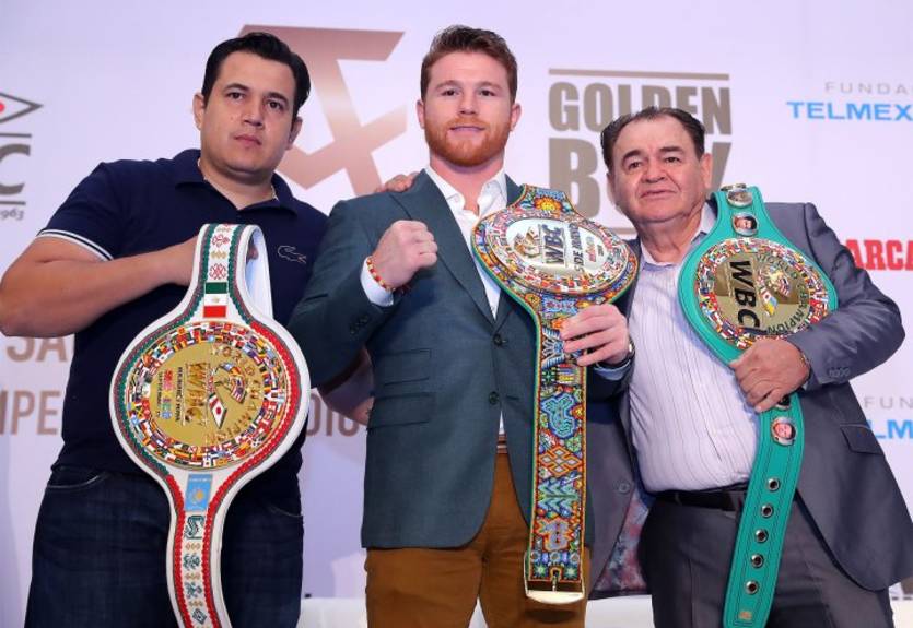 Сауль Альварес торжественно получил пояс WBC Сауль Альварес торжественно получил пояс WBC