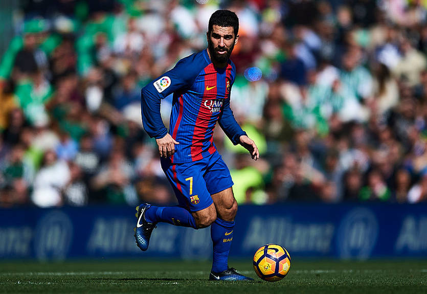 Игрока Барселоны обвиняют в причастности к попытке военного переворота в Турции