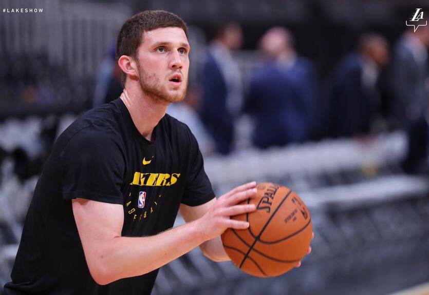 Михайлюк не вышел на паркет в первом матче Лейкерс в новом сезоне Михайлюк не вышел на паркет в первом матче Лейкерс в новом сезоне