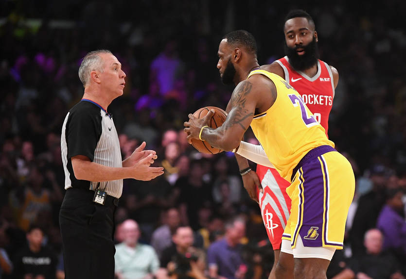 НБА: Бостон сильнее Нью-Йорка, Лейкерс потерпели второе поражение кряду